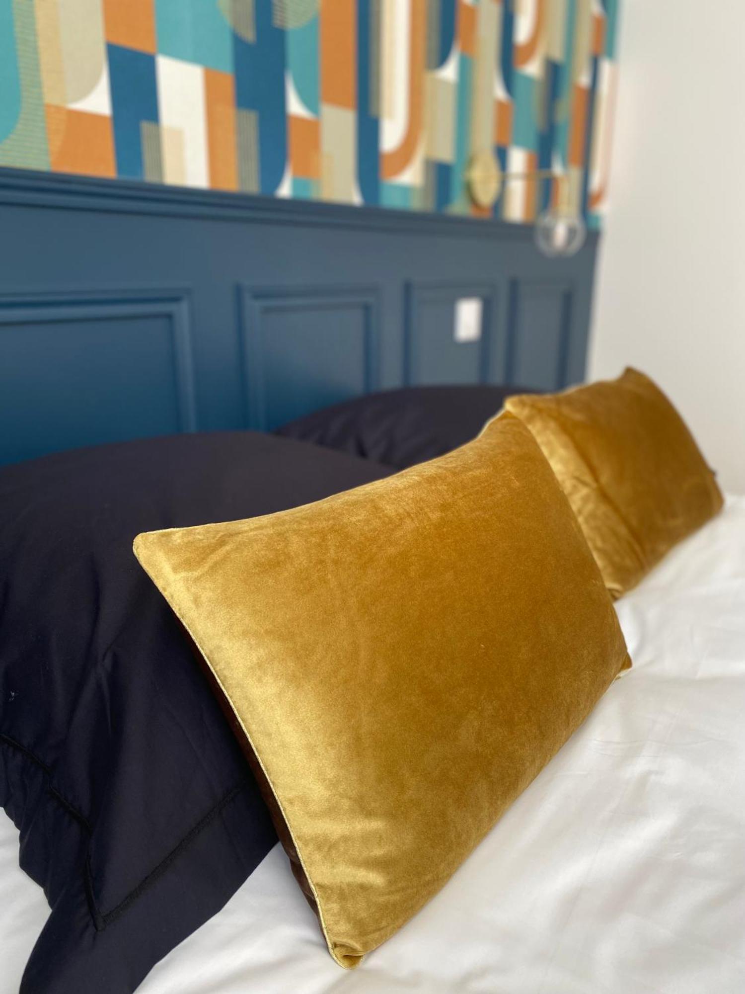 Appartement Apollinaire Au Coeur De 洛里昂 外观 照片