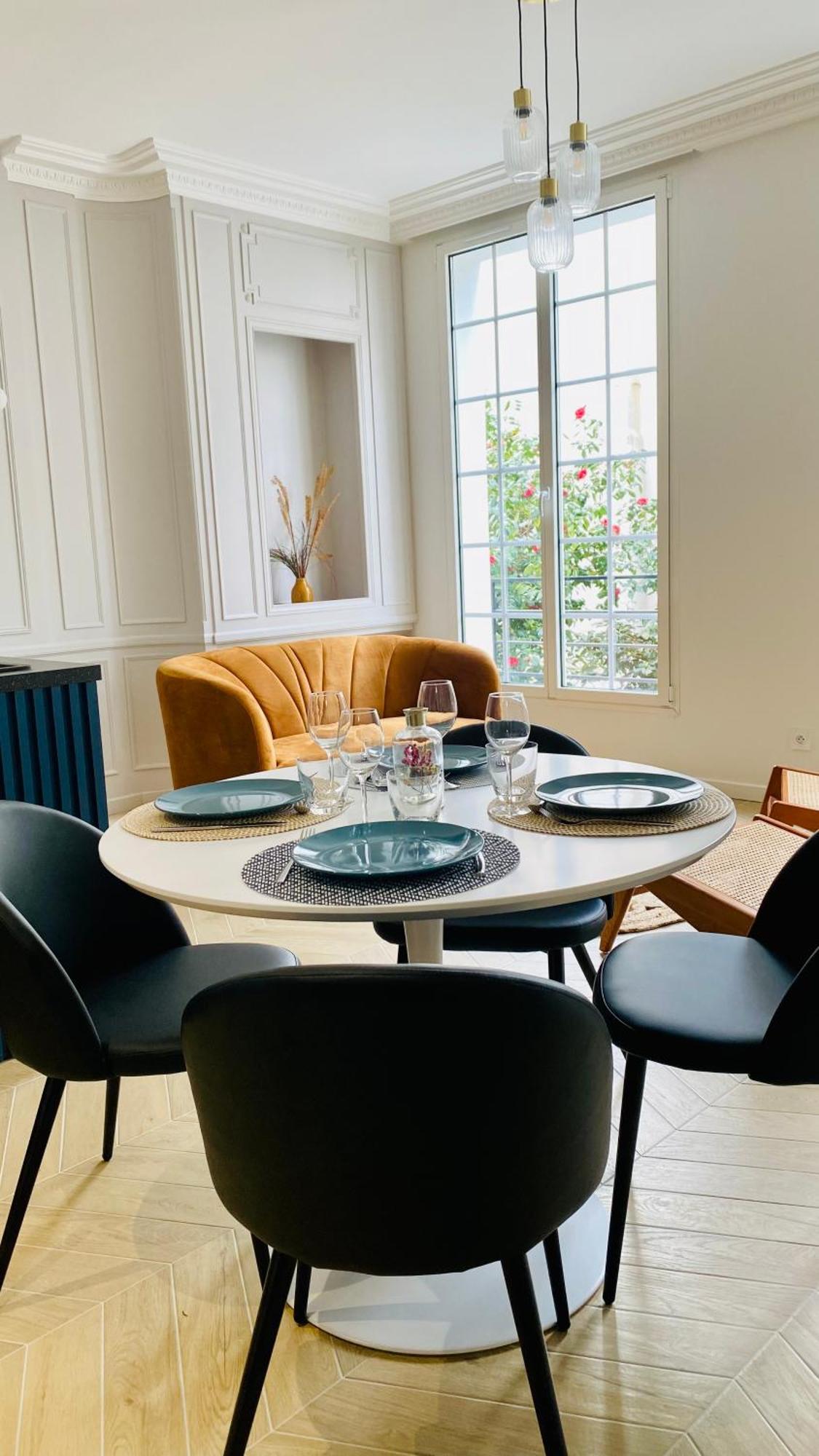 Appartement Apollinaire Au Coeur De 洛里昂 外观 照片